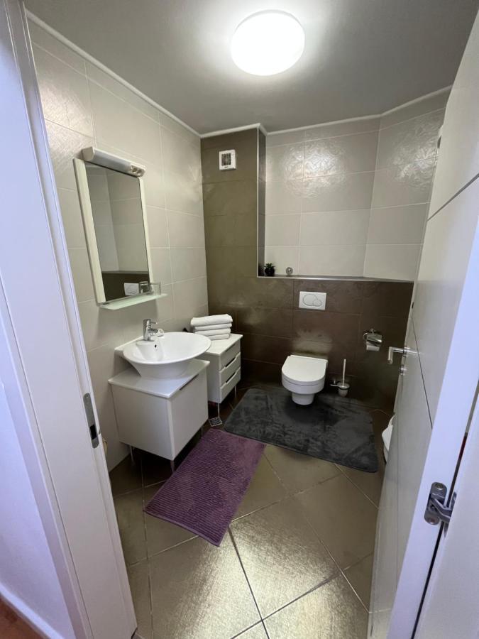 Ambasador Apartman Makarska